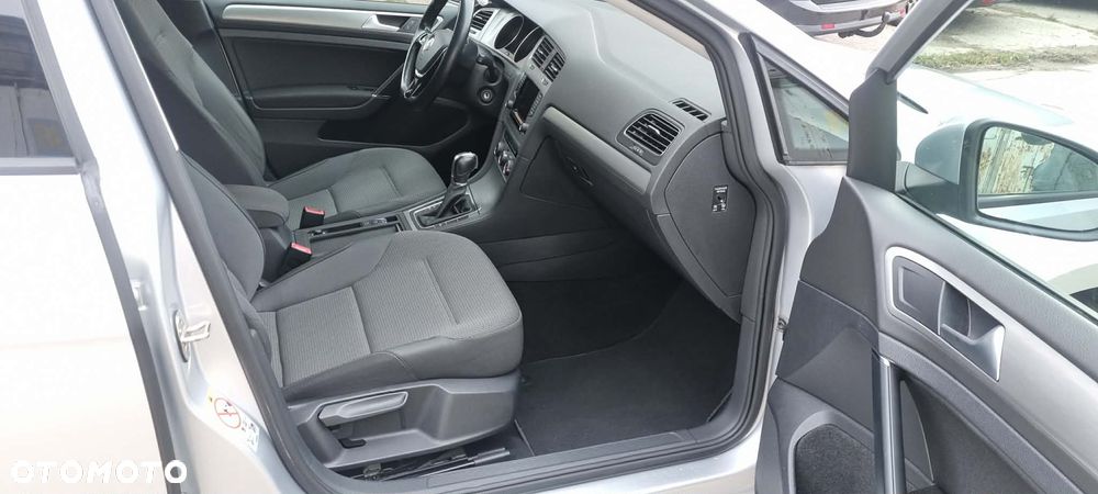 Volkswagen Golf 1.2 TSI BlueMotion Technology DSG Comfortline - 6