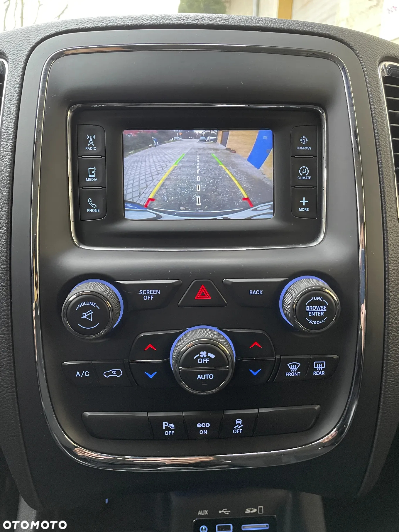 Dodge Durango - 12