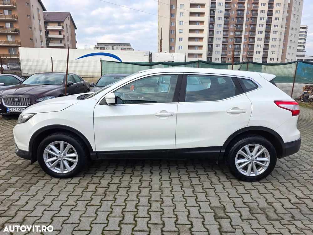 Nissan Qashqai 1.5 DCI N-Connecta - 11