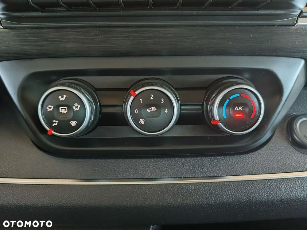 Renault Trafic - 32