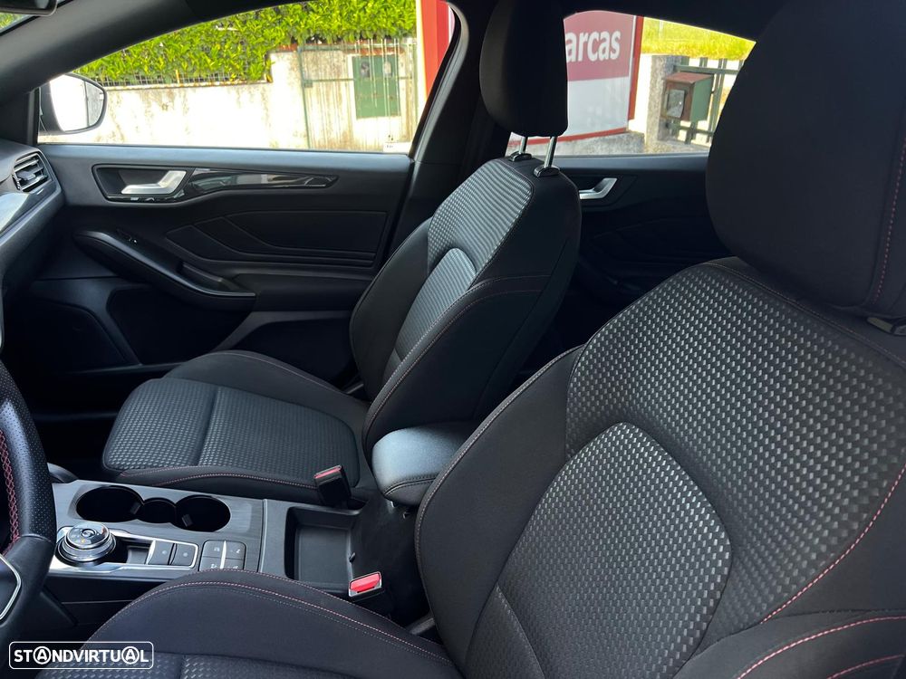 Ford Focus 1.0 EcoBoost MHEV ST-Line X Aut. - 12