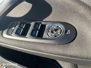 Ford Mondeo - 8