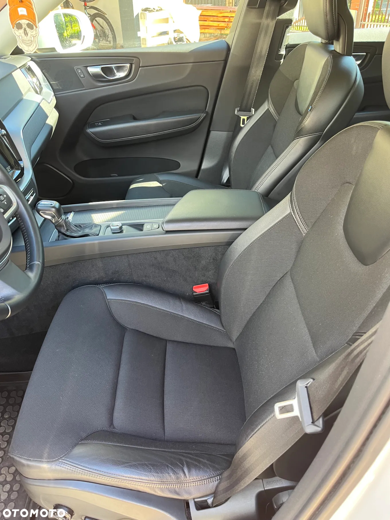 Volvo XC 60 D4 AWD Momentum - 17