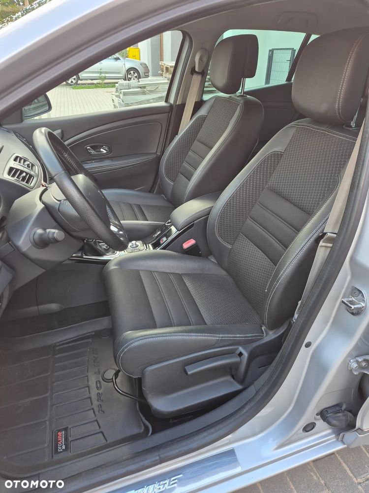 Renault Megane 1.6 dCi Energy Bose Edition - 10