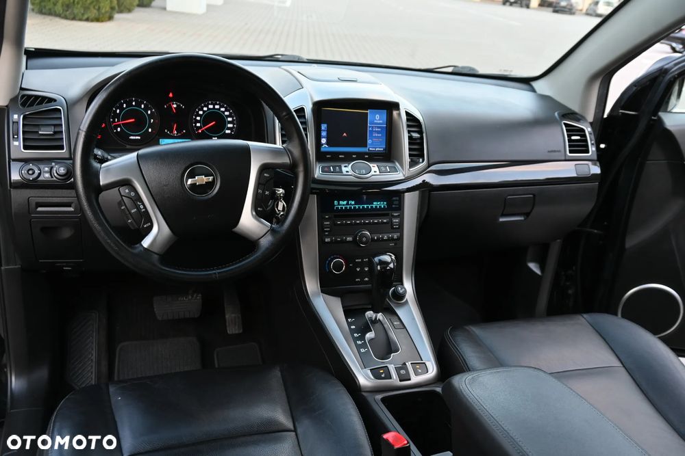 Chevrolet Captiva 3.0 4WD LTZ - 30