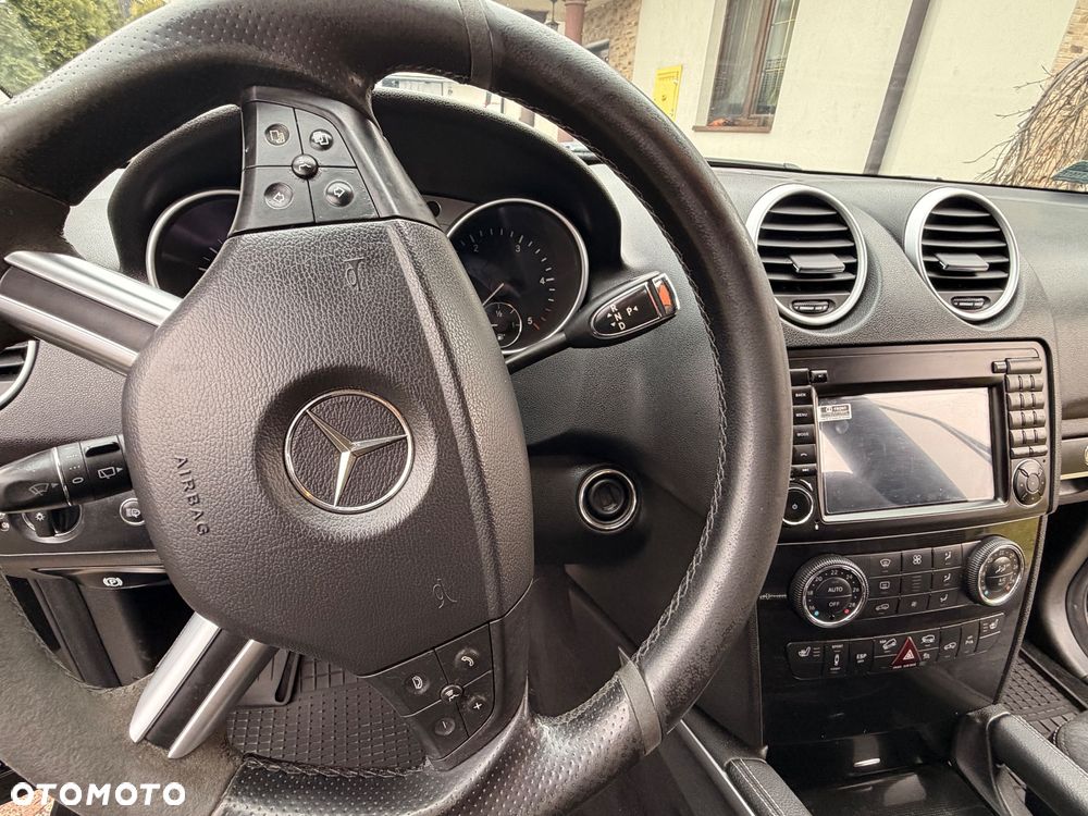 Mercedes-Benz ML - 18