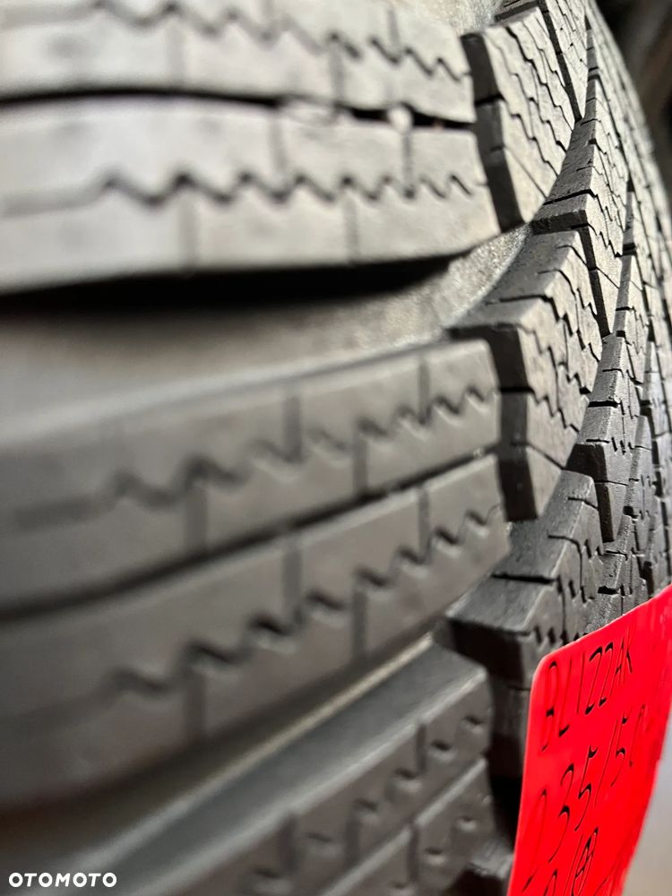 Bridgestone 235 50 20 Blizzak LM005 100 T AO 1szt. - 3