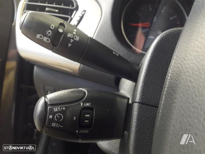 Citroën C-Elysée 1.5 BlueHDi Shine - 2