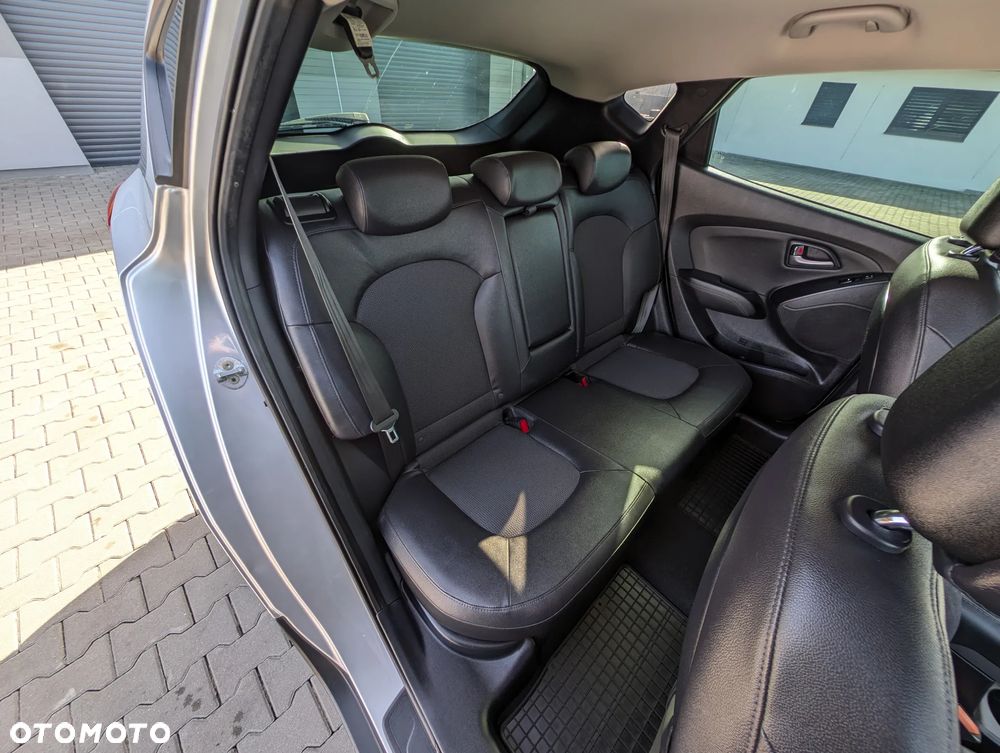 Hyundai ix35 1.7 CRDi 2WD blue Style - 39