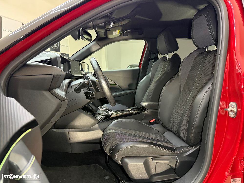 Peugeot 2008 1.2 PureTech GT Line EAT8 - 5