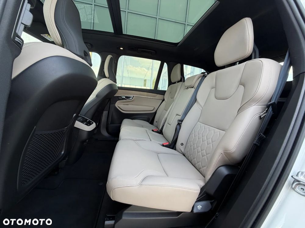 Volvo XC 90 B5 B AWD Plus Bright 7os - 25