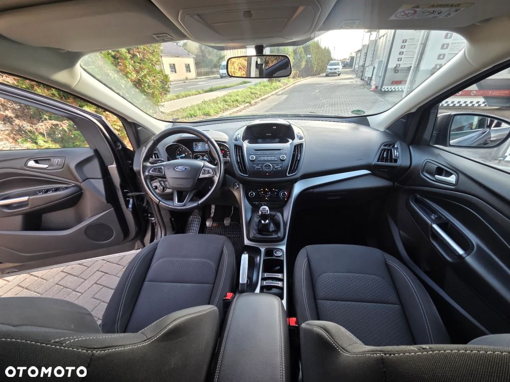Ford Kuga 1.5 EcoBoost 2x4 Cool & Connect - 29