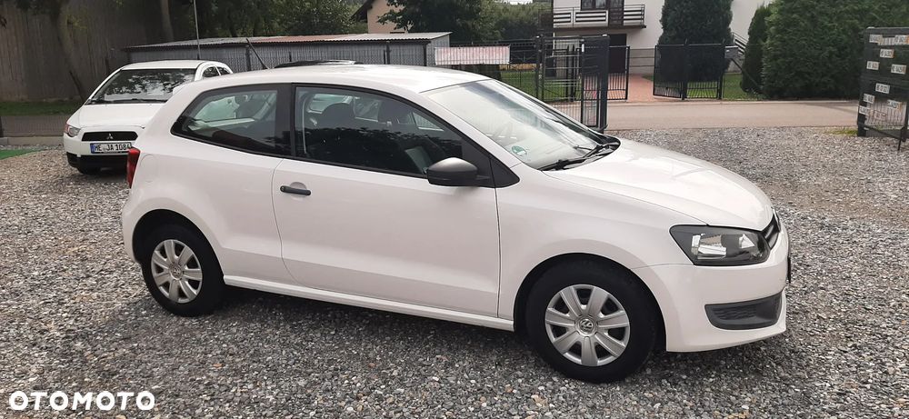 Volkswagen Polo - 2