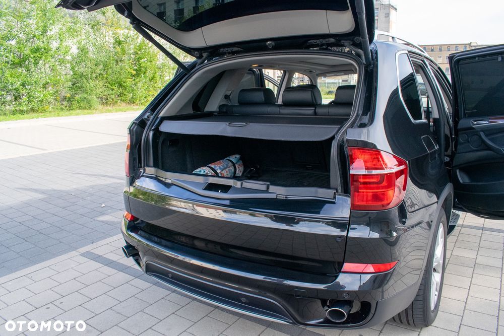 BMW X5 xDrive35i - 36