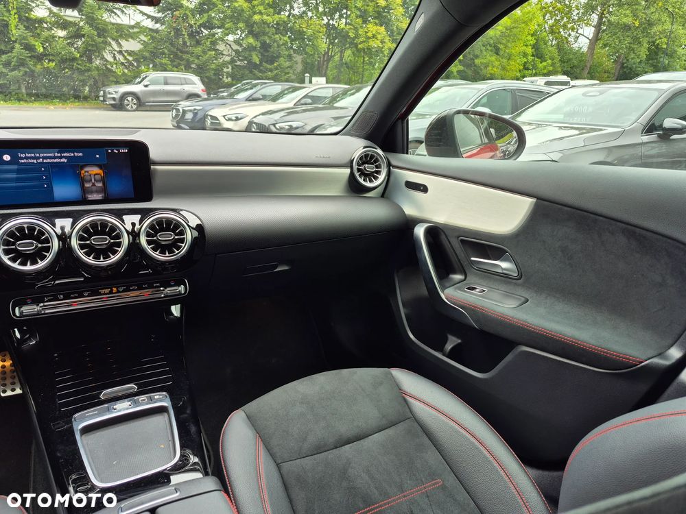 Mercedes-Benz Klasa A 200 AMG Line 7G-DCT - 27