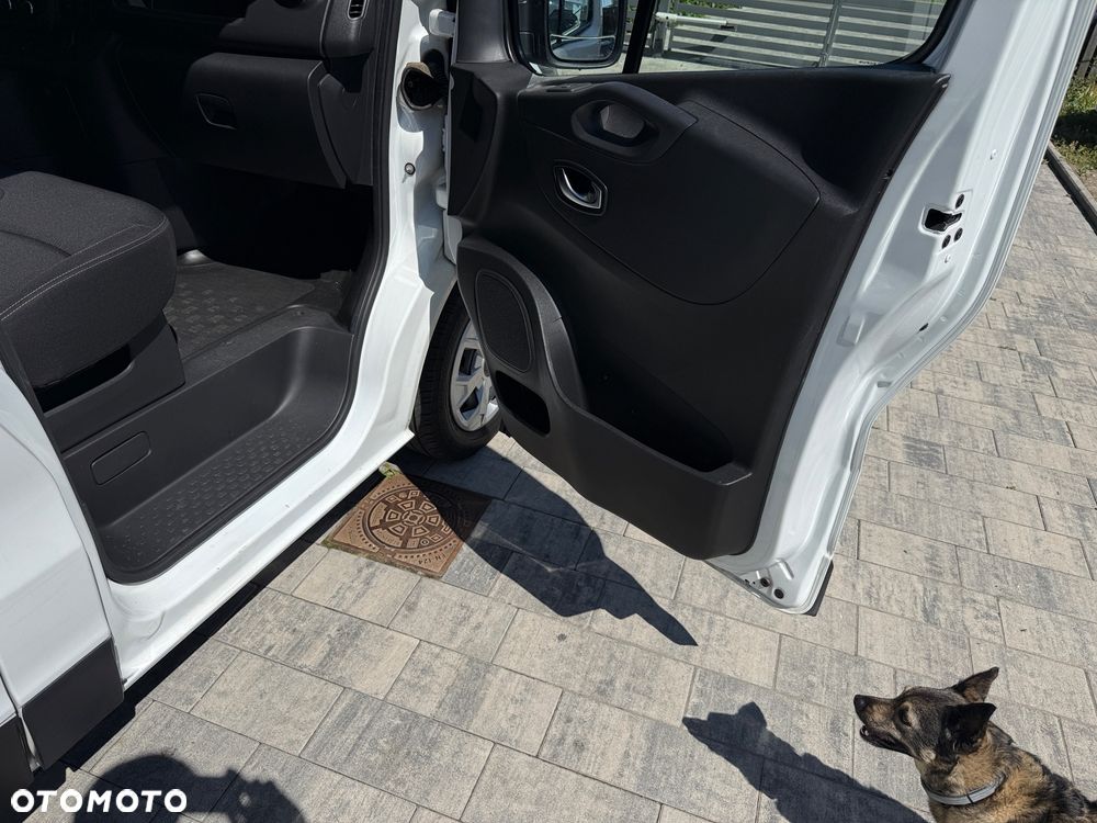 Renault trafić - 10