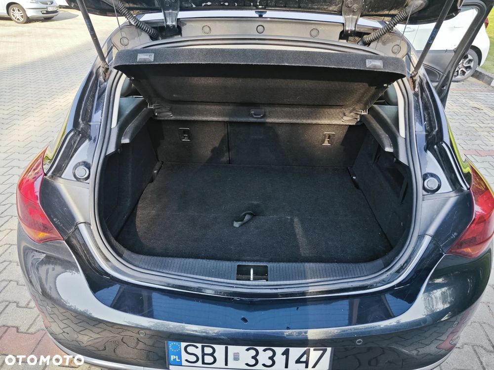 Opel Astra 1.4 T Enjoy - 8