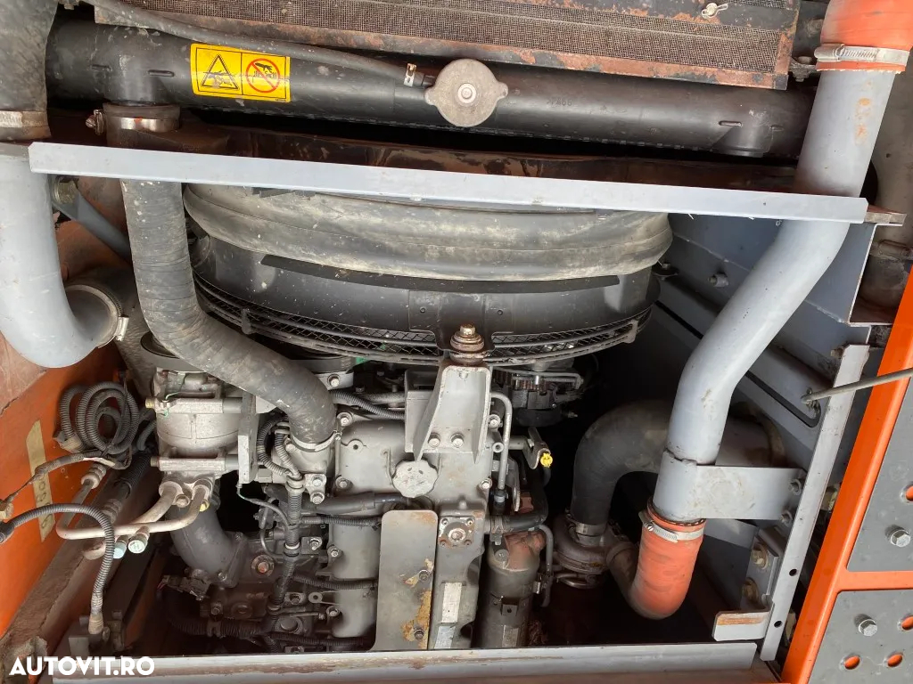 Hitachi ZX 140W-3 - 7