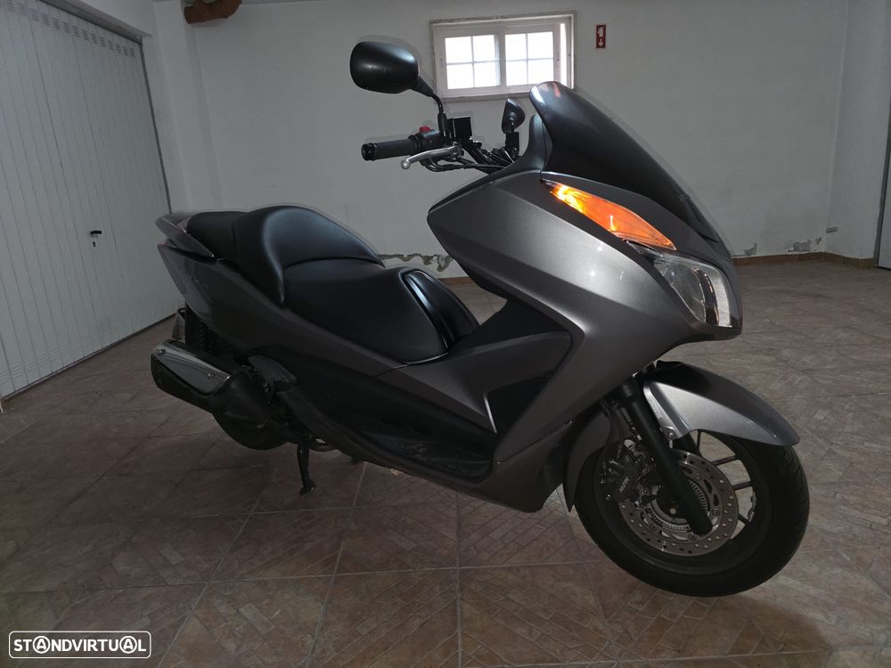 Honda Forza - 4