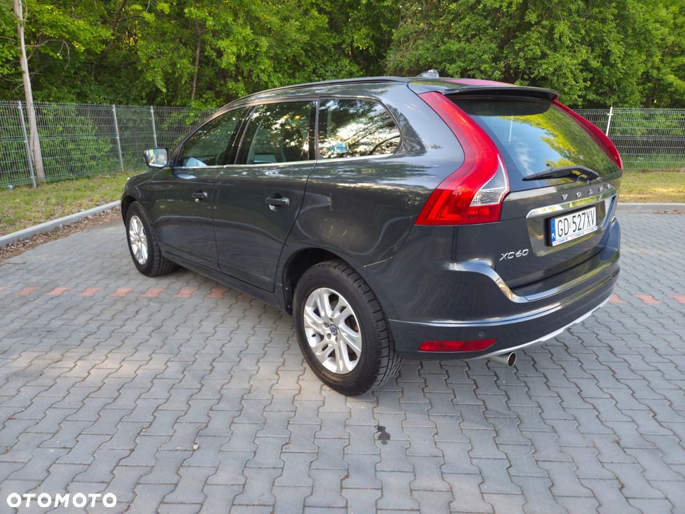 Volvo XC 60 D3 Drive-E Momentum - 6