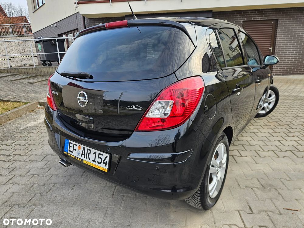 Opel Corsa 1.4 16V Active - 22