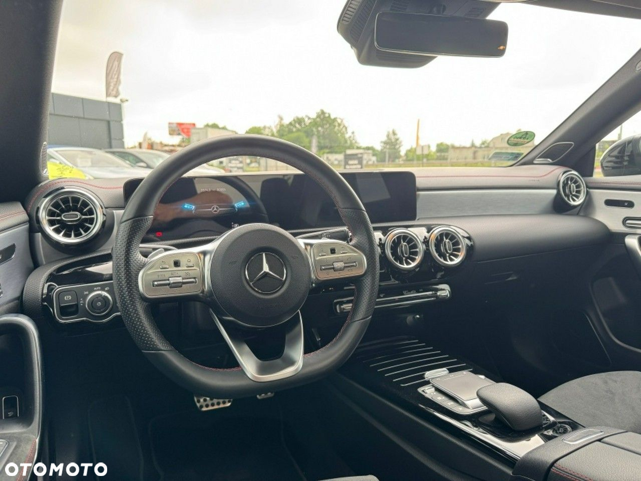 Mercedes-Benz CLA - 11