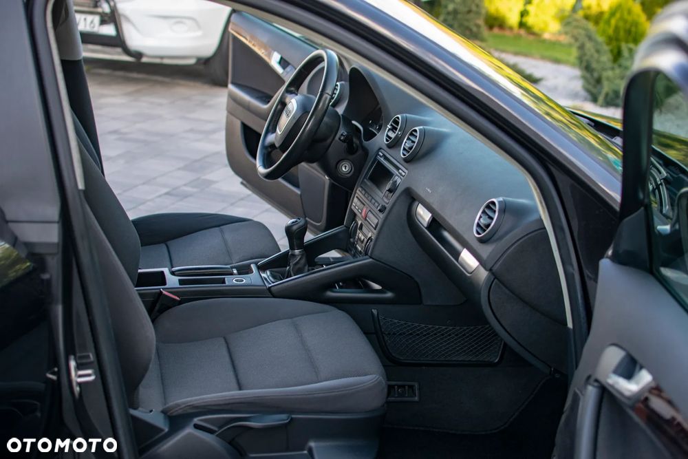 Audi A3 Sportback - 37