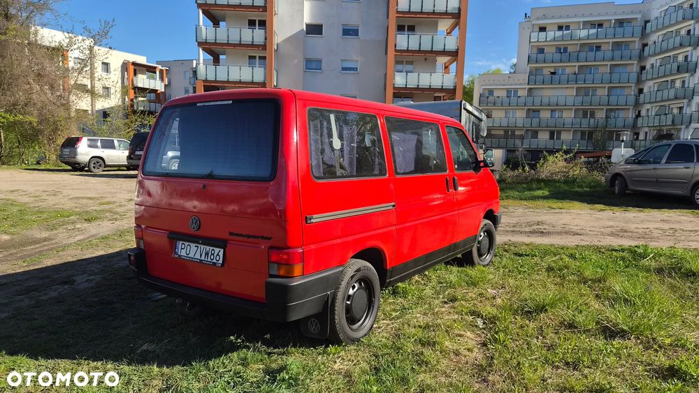 Volkswagen Transporter - 4