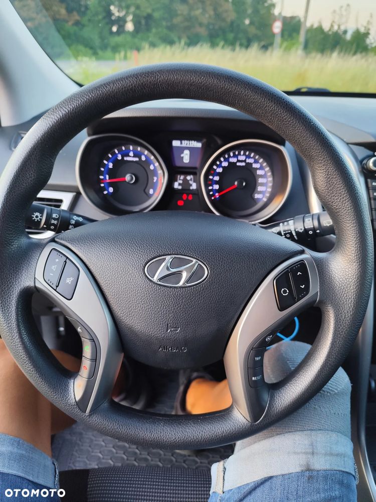 Hyundai i30 blue 1.4 Classic Navigation - 19