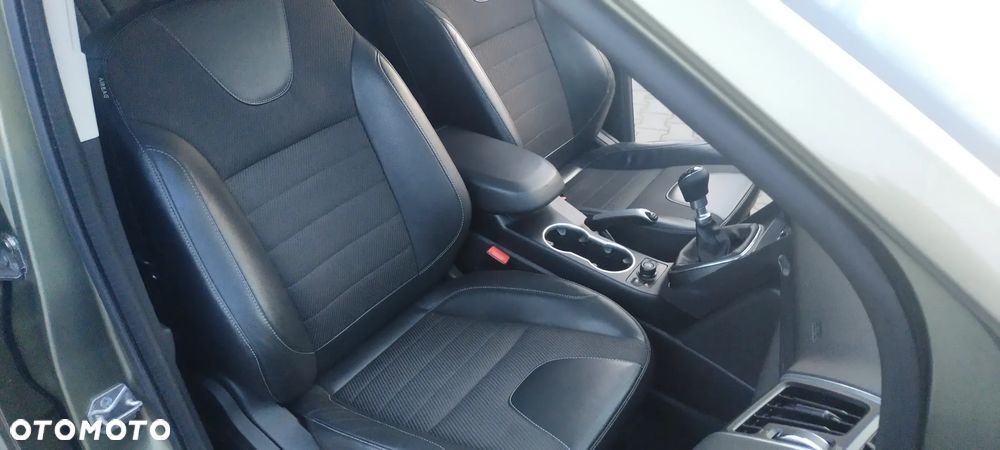 Ford Kuga 2.0 TDCi 4x4 ST-Line - 9