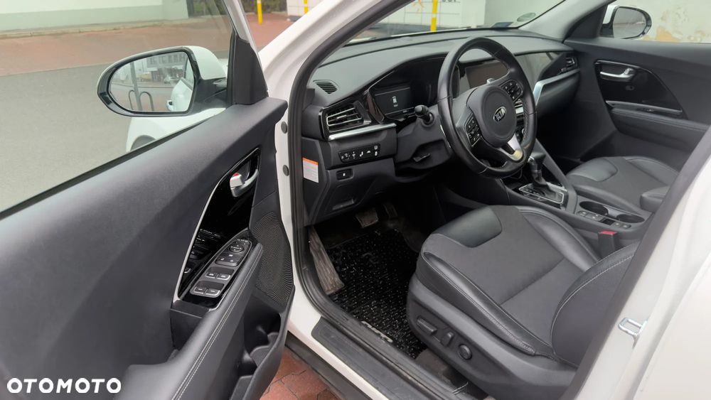 Kia Niro 1.6 GDI Hybrid Business Line - 9