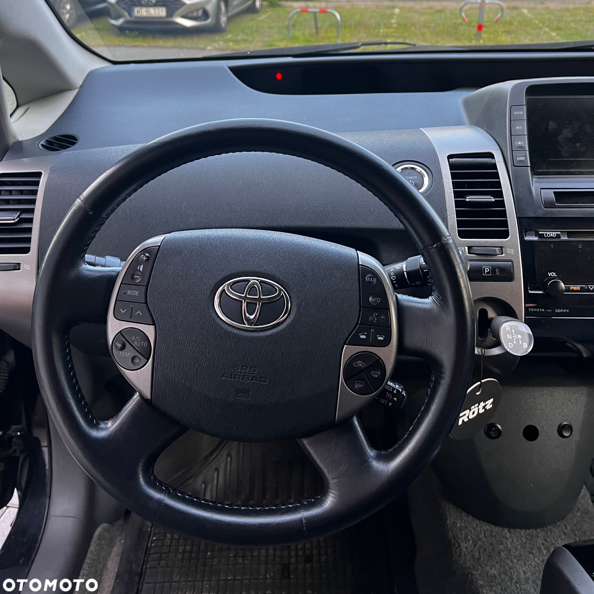 Toyota Prius - 9
