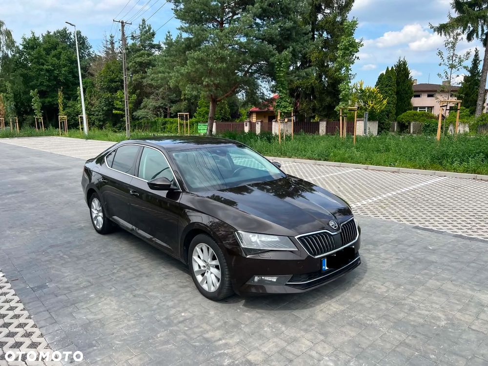 Skoda Superb 2.0 TDI Style DSG - 12
