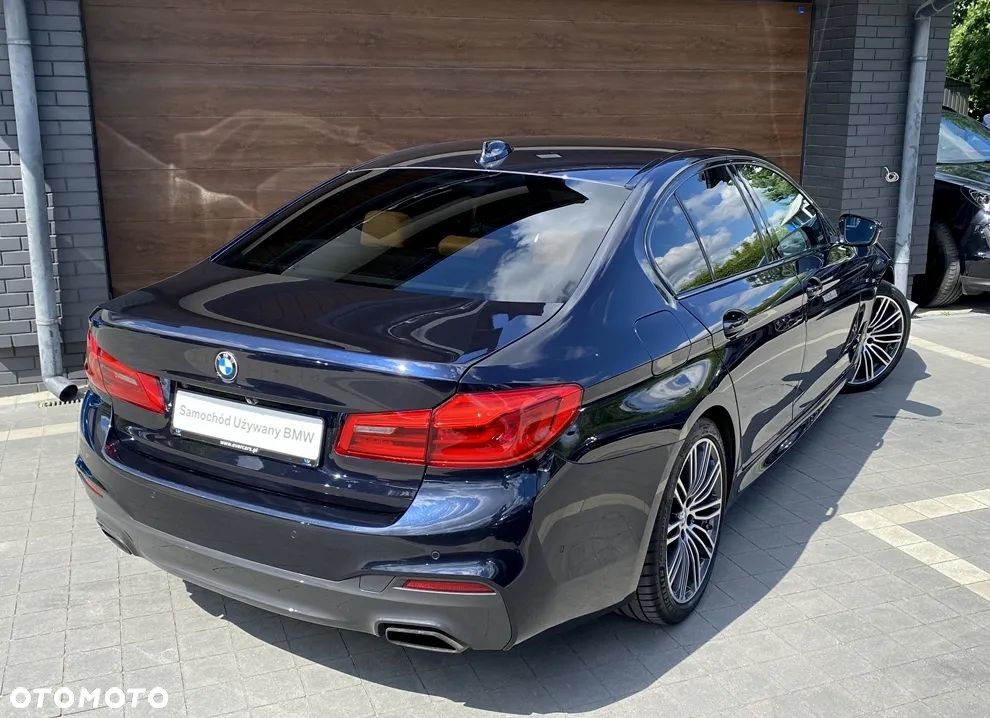 BMW Seria 5 530d xDrive M Sport sport - 9