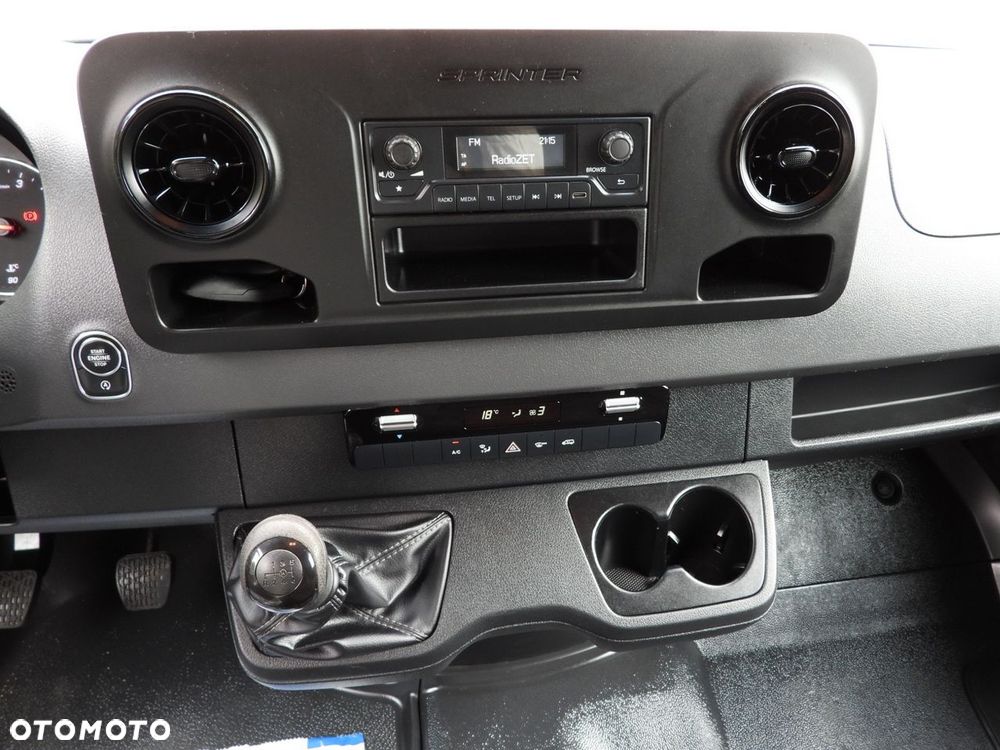 Mercedes-Benz SPRINTER 519  PLANDEKA 8 PALET WEBASTO TEMPOMAT BLIŹNIACZE KOŁA KLIMATYZACJA  190KM - 35