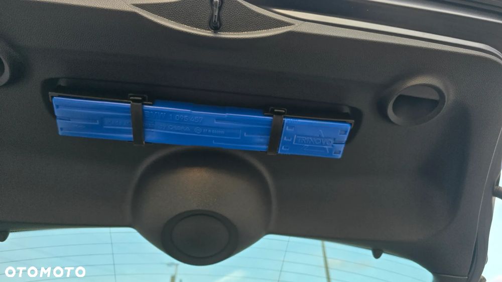 MINI Cooper Standard - 8