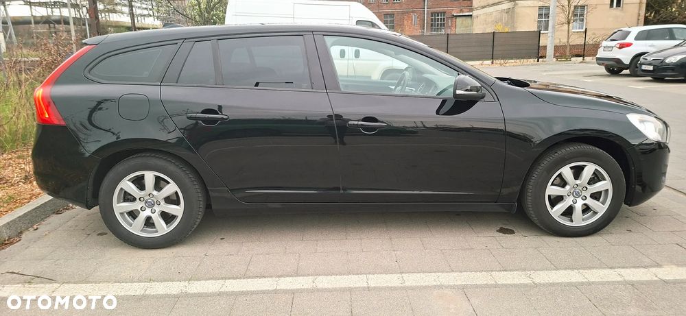 Volvo V60 D4 Edition - 3