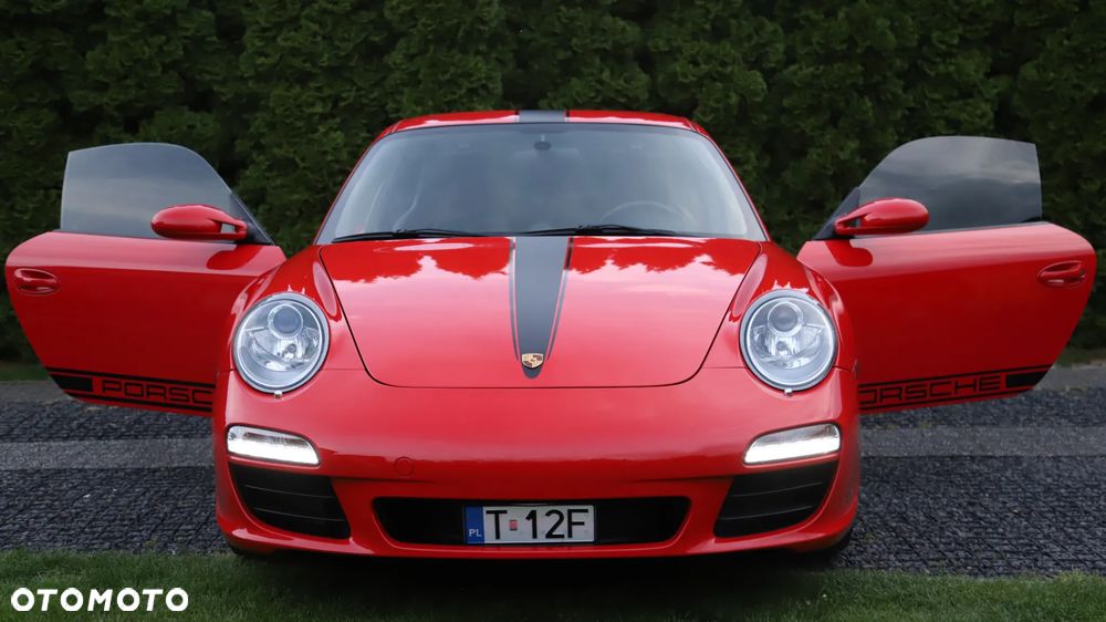 Porsche 911 Carrera - 6