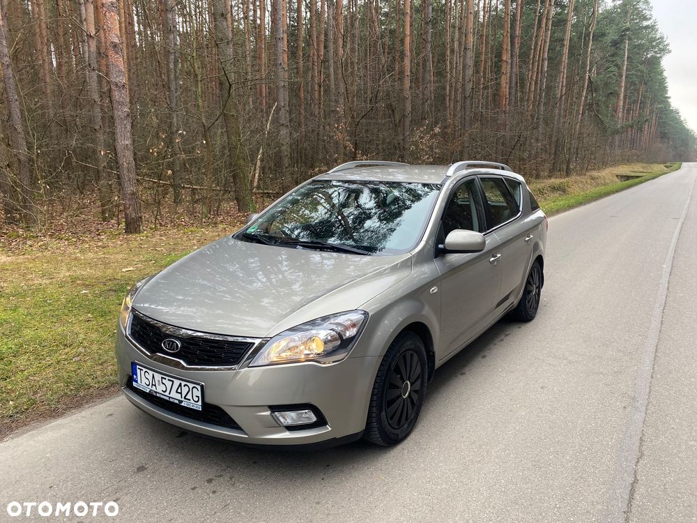 Kia Ceed 1.6 CVVT Automatik Spirit - 1