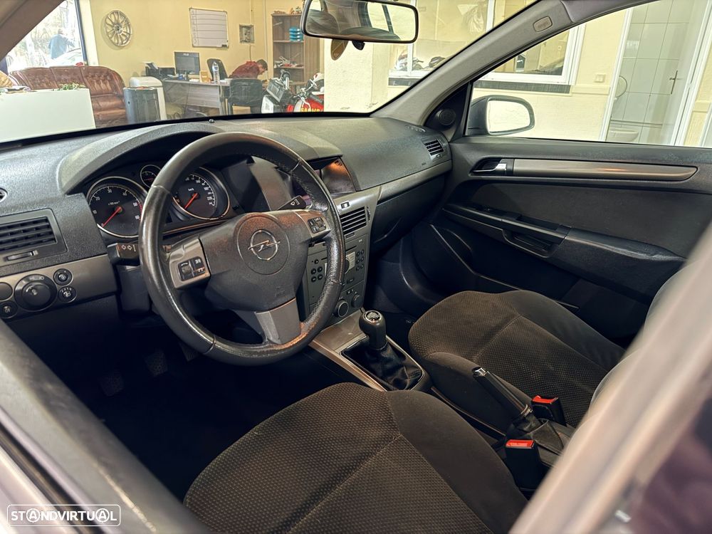 Opel Astra 1.3 CDTI Edition - 4