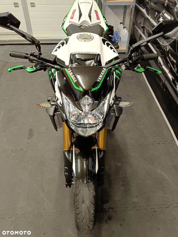 Yamaha FZ8 - 35