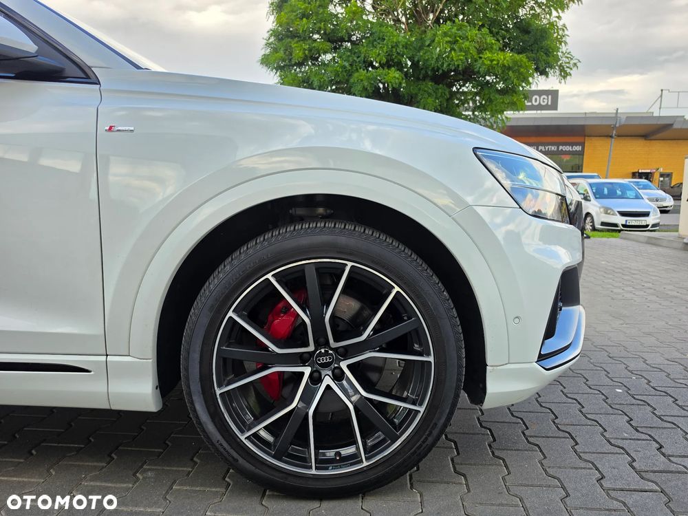 Audi Q8 55 TFSI mHEV Quattro Tiptronic - 12