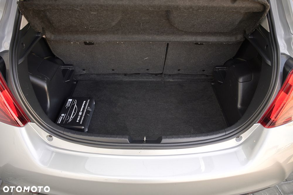 Toyota Yaris 1.5 VVT-i Comfort - 18