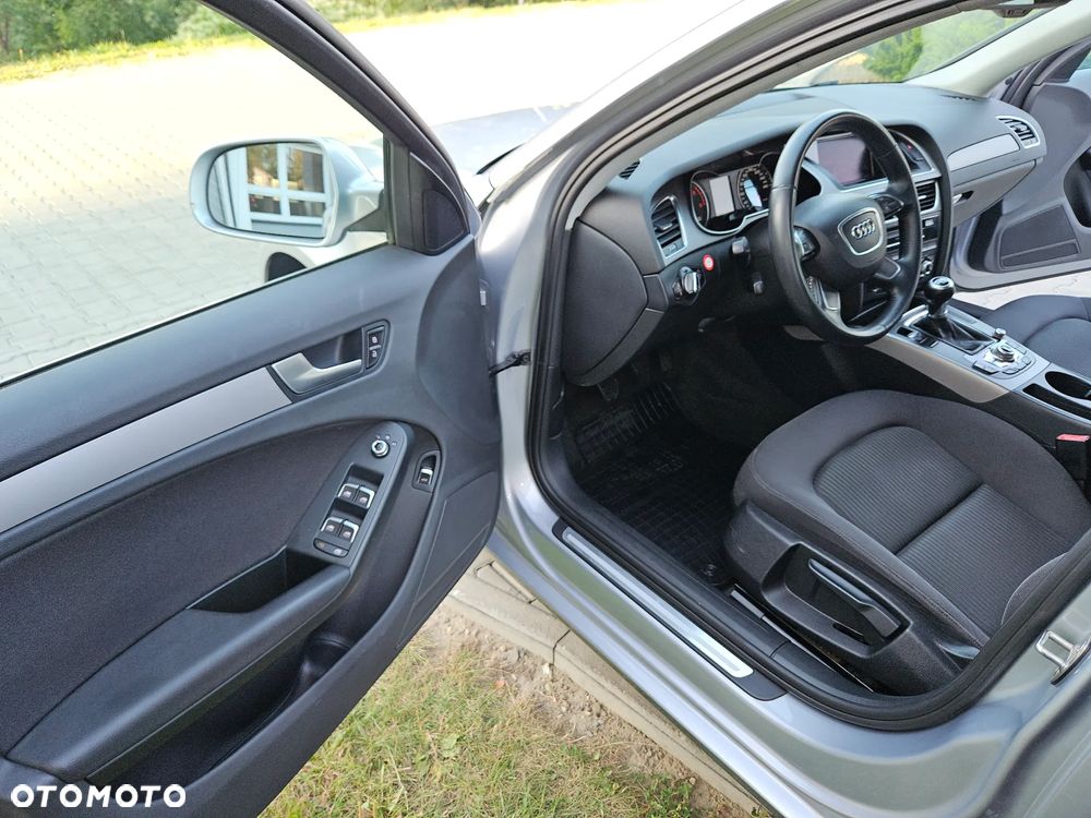 Audi A4 Avant 2.0 TDI DPF Ambiente - 15