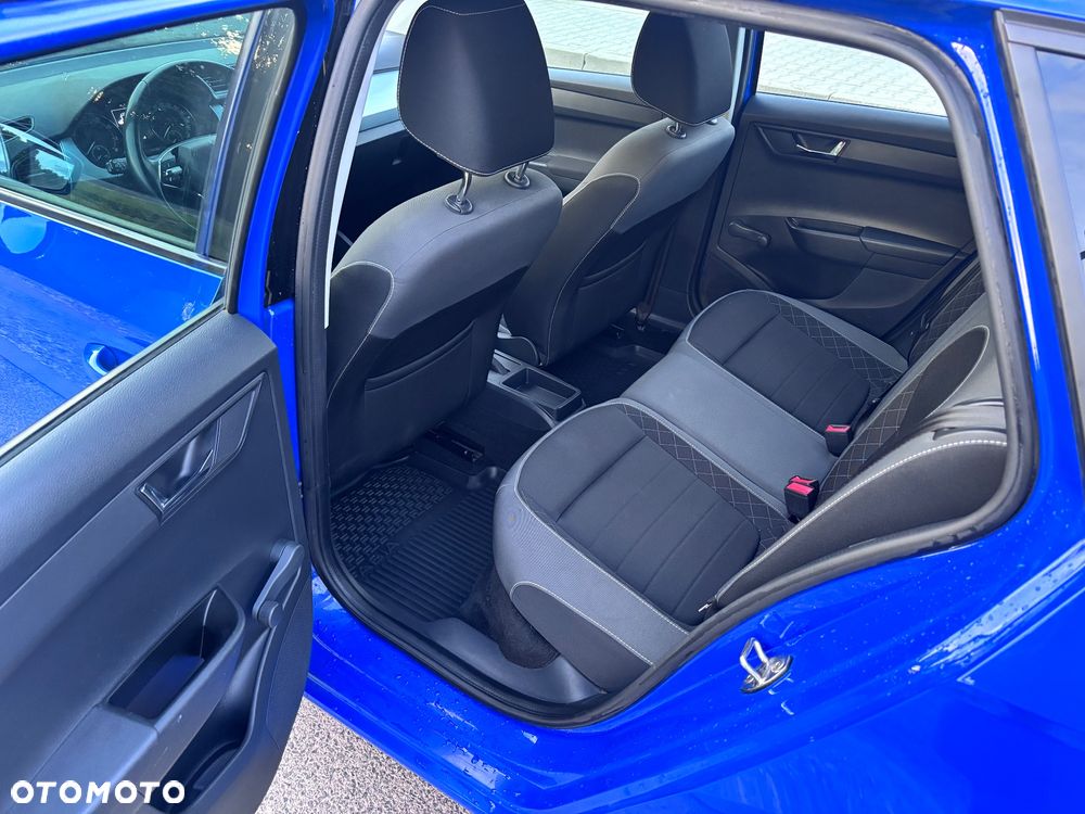 Skoda Fabia 1.0 Ambition - 11