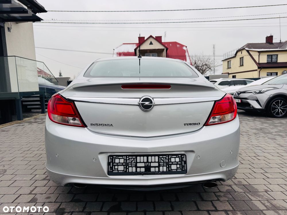 Opel Insignia 2.0 Turbo Cosmo - 11