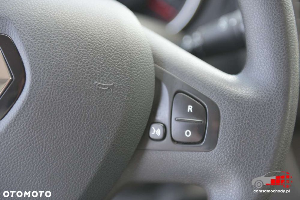 Renault Trafic - 26