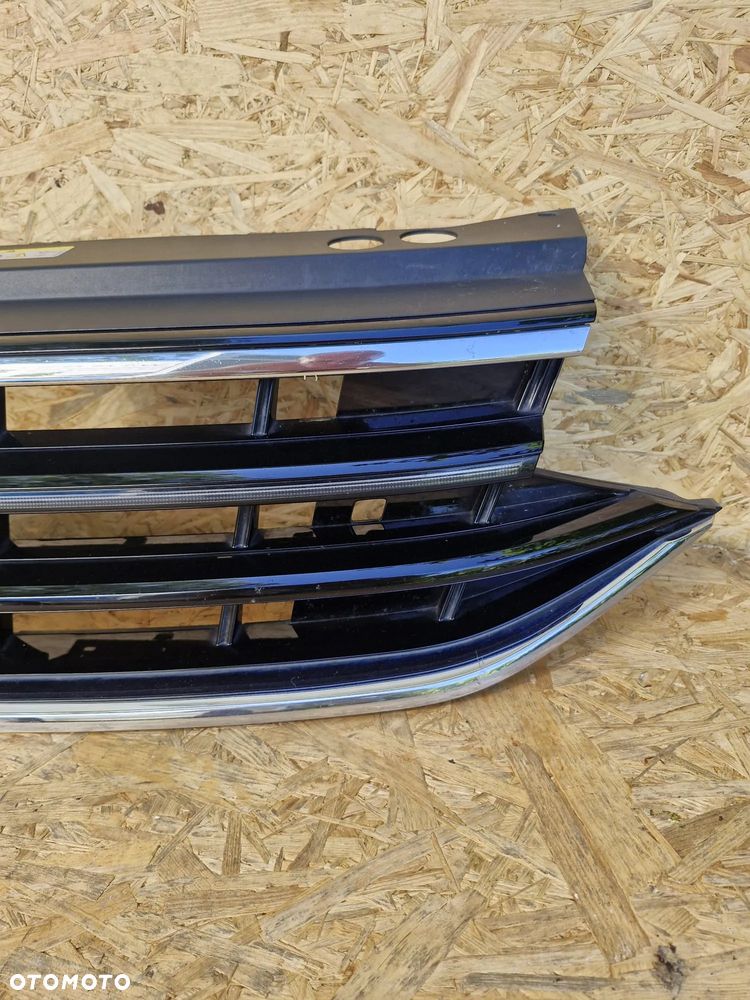 VW TIGUAN II LIFT ALLSPACE R-LINE GRILL/ATRAPA CHŁODNICY 5NN853655D LED - 5