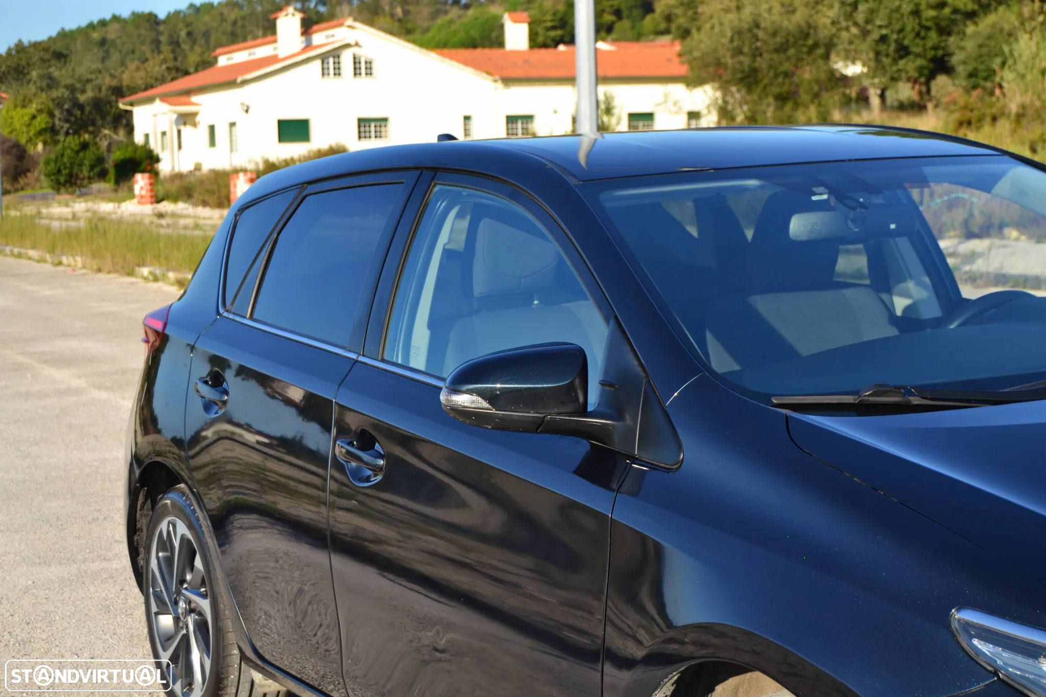 Toyota Auris 1.2T Comfort+Pack Sport - 4