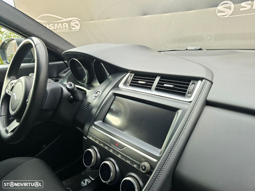 Jaguar E-Pace - 37